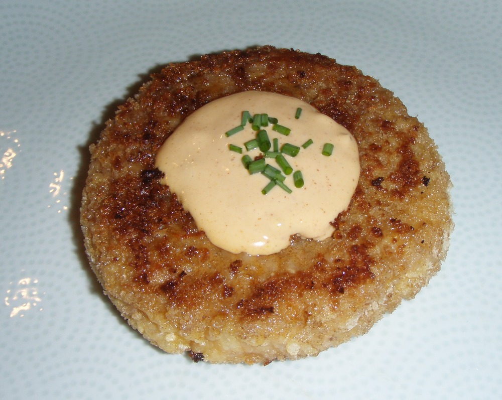 Crab Risotto Cake with Spicy Remoulade 