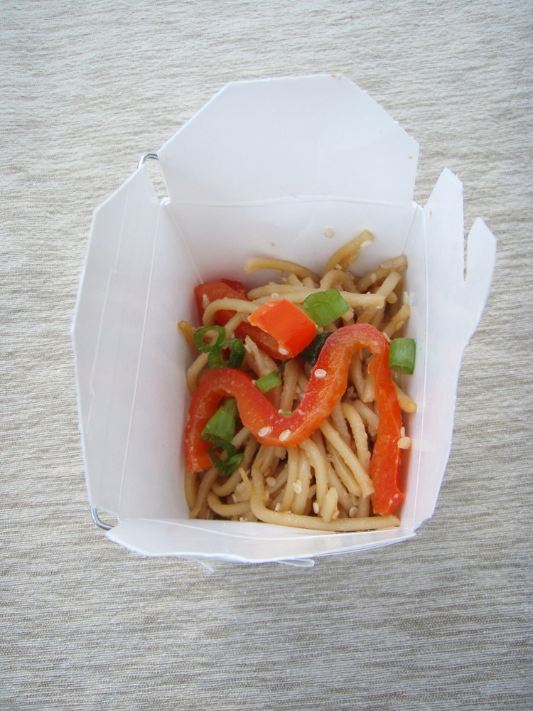 Sesame Noodles with Tofu and Red Peppers